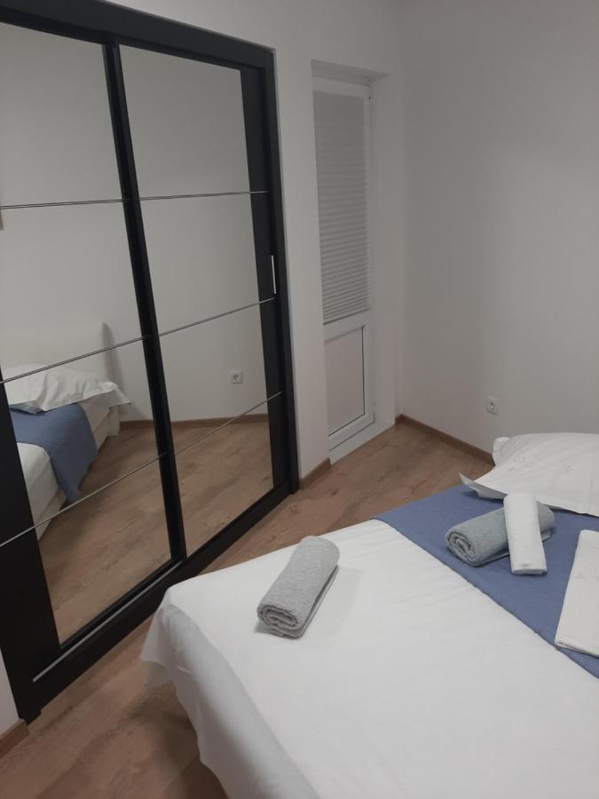 Penthaus Apartment N&M Baška Voda Buitenkant foto