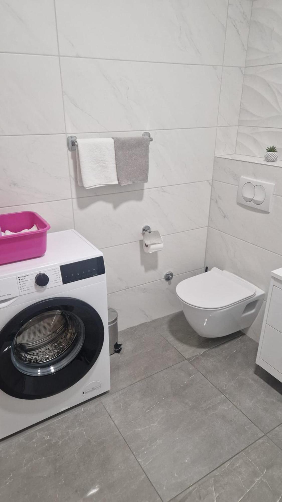 Penthaus Apartment N&M Baška Voda Buitenkant foto